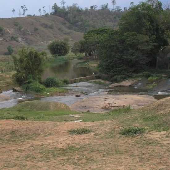 CACHOEIRA DE MUTUM, POR MUTUM DE FATOACONTECE - MUTUM - MG