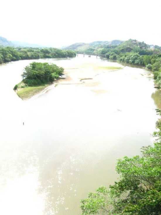 RIO SANTO ANTONIO, POR SAMARA PAULA - NAQUE - MG