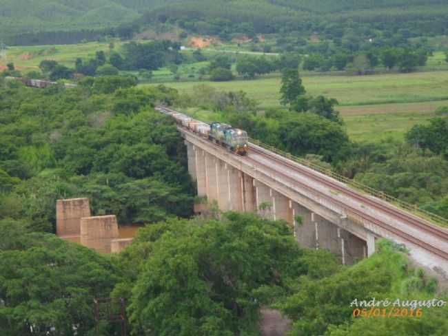 PONTE ESTRADA FERROVIRIA VITRIA MINAS, E RIO SANTO ANTNIO DO MESMO NA REGIO DA FOZ NO RIO DOCE AQUI NA CIDADE DE NAQUE, MG, BRASIL., POR ANDR AUGUSTO DE  OLIVEIRA - NAQUE - MG