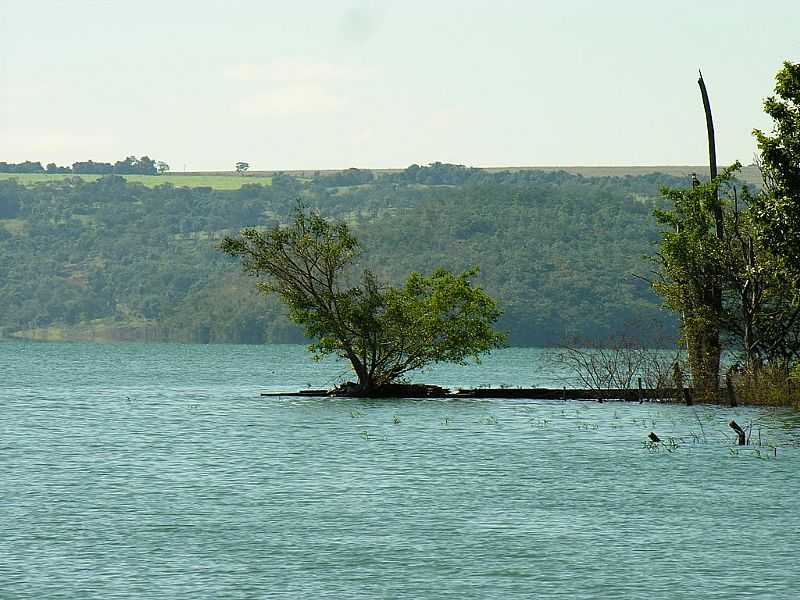 NOVA PONTE-MG-REPRESA EM NOVA PONTE-FOTO:RICO CHRISTMANN - NOVA PONTE - MG