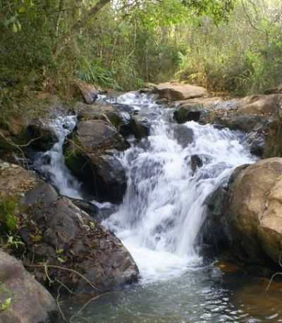 CACHOEIRA DA CHCARA 2009, POR NILDETE CUNHA - NOVA RESENDE - MG