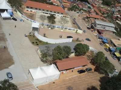 VISO AREA DA ENTRADA DO PARQUE DE EVENTOSVISO AREA DA ENTRADA DO PARQUE DE EVENTOS, POR LUIZ FIGUEIRO - NOVO CRUZEIRO - MG