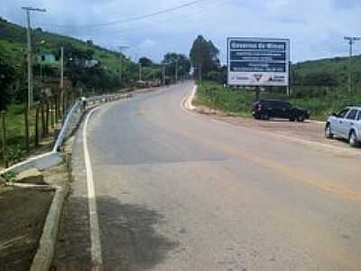 ENTRADA DA CIDADE-FOTO:NATANAELMSN - NOVO ORIENTE DE MINAS - MG