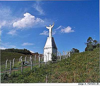 CRISTO REDENTOR-FOTO:JORGE A. FERREIRA JR  - OLIVEIRA FORTES - MG