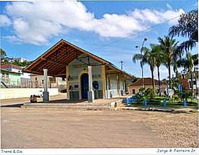 ESTAO FERROVIRIA-FOTO:JORGE A. FERREIRA JR  - OLIVEIRA FORTES - MG