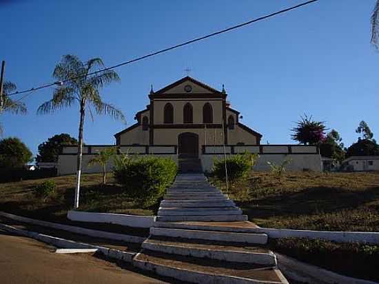 IGREJA EM PADRE BRITO-FOTO:ROBERTO FRANCO - PADRE BRITO - MG