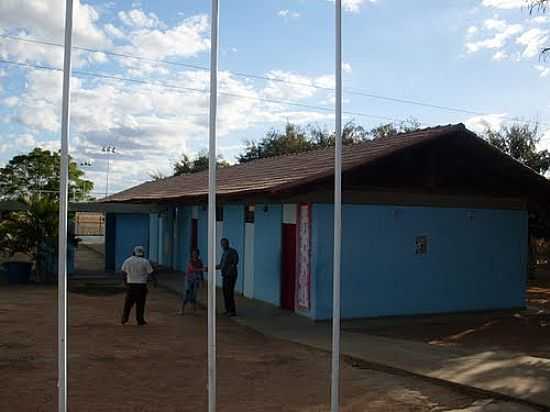 EM ADOLFO RODRIGUES GOMES EM PAI PEDRO-FOTO:HENRIQUEBELZONTE - PAI PEDRO - MG