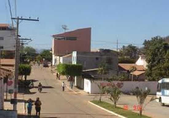 RUA DE PAI PEDRO-FOTO:HLIO FELIPE - PAI PEDRO - MG