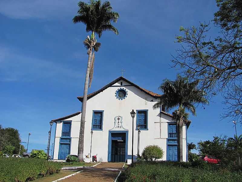 PARACATU-MG-IGREJA DE SANTO ANTNIO-FOTO:SANDRA GOMES - PARACATU - MG