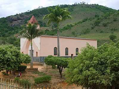 IGREJA-FOTO:VANDERLEI DE MATTOS  - PASSA DEZ - MG