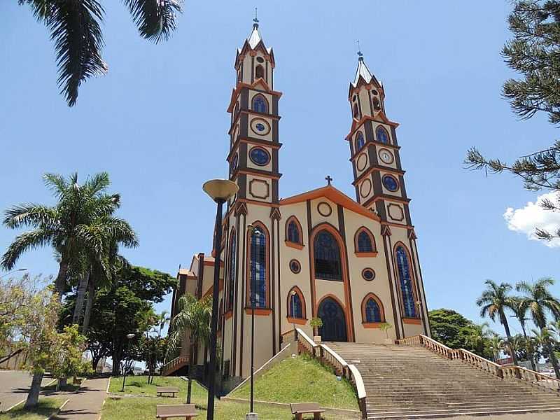 IMAGENS DA CIDADE DE PASSOS - MG - PASSOS - MG