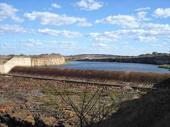 VERTEDOURO DA BARRAGEM EM ANAG-FOTO:LANDUCCI - ANAG - BA