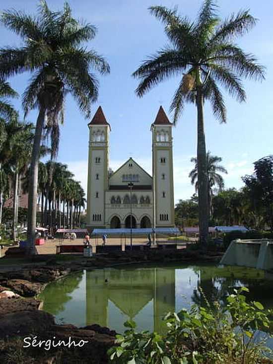 PATROCNIO-MG-IGREJA DE SANTA LUZIA-FOTO:GUARDIAODOCERRADO  - PATROCNIO - MG