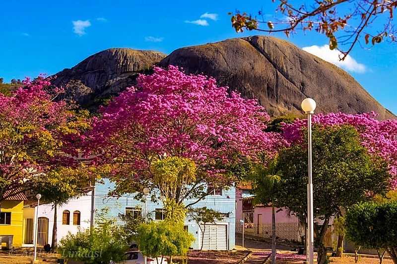 PEDRA AZUL - MG
FOTOGRAFIA DE ANDRA LIMA 
 - PEDRA AZUL - MG