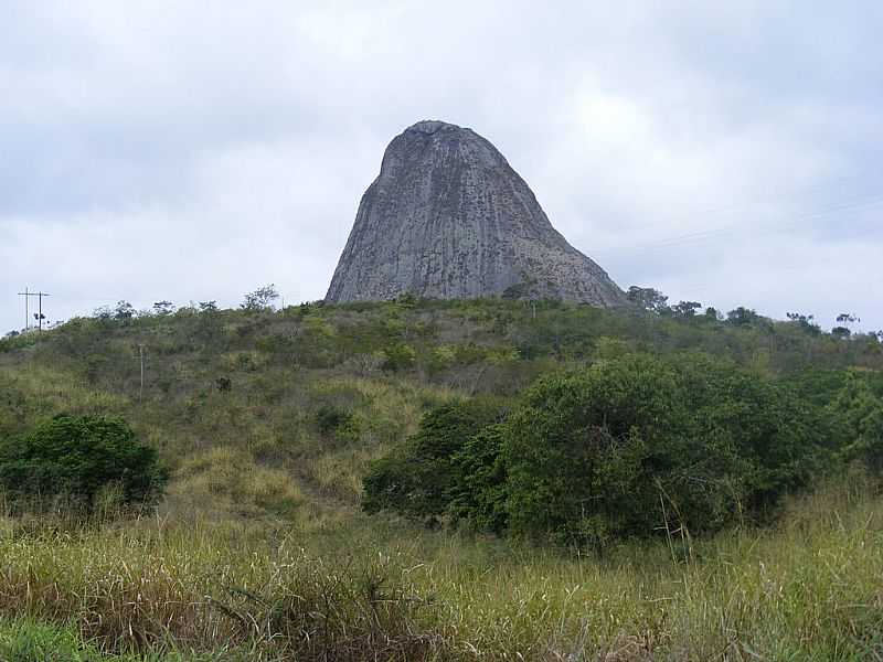 PEDRA AZUL-MG-A PEDRA AZUL-FOTO:CARLOS MEIRELES - PEDRA AZUL - MG