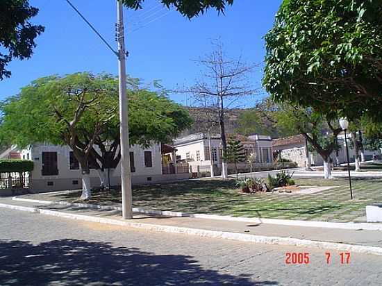 PRAA DA PREFEITURA DE PEDRA AZUL-FOTO:ALANBEAN - PEDRA AZUL - MG