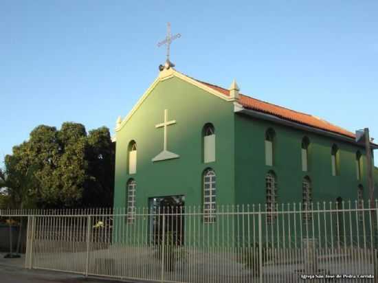 IGREJA CATLICA EM PEDRA CORRIDA ,POR GILSON - PEDRA CORRIDA - MG