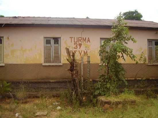  ANTIGA CASA DOS MORADORES DA FERROVIA - ,GILSON GERALDO DA SILVA - PEDRA CORRIDA - MG