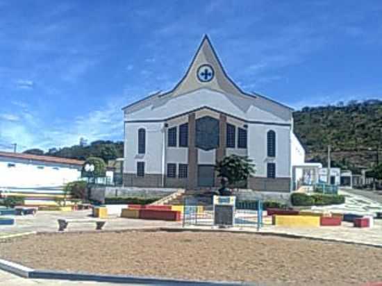 PRAA E IGREJA MATRIZ EM ANDORINHA-FOTO;HERLON - ANDORINHA - BA