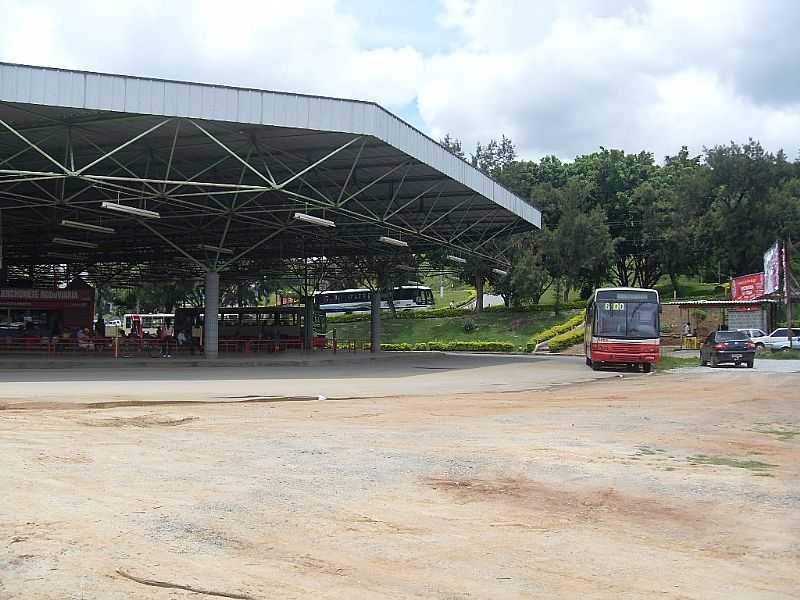 PEDRO LEOPOLDO-MG-TERMINAL RODOVIRIO-FOTO:JAIRO NUNES FERREIRA - PEDRO LEOPOLDO - MG