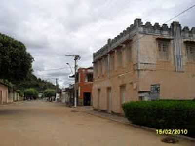 RUA DA CIDADE-FOTO:SROCHANETO4  - PENHA DO CAPIM - MG