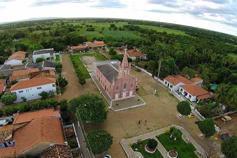 ANGICAL-BA-VISTA AREA DA IGREJA MATRIZ-FOTO:PAULO FRANCISCO - ANGICAL - BA