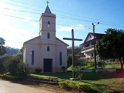 IGREJA N.S. DO ROSRIO
POR DLESTER - KTA - PIACATUBA - MG