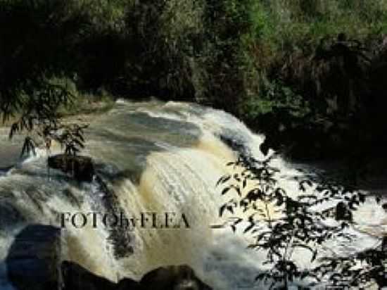 CACHOEIRA-FOTO:MOHAMMAD ALBERTH - PIEDADE DE CARATINGA - MG