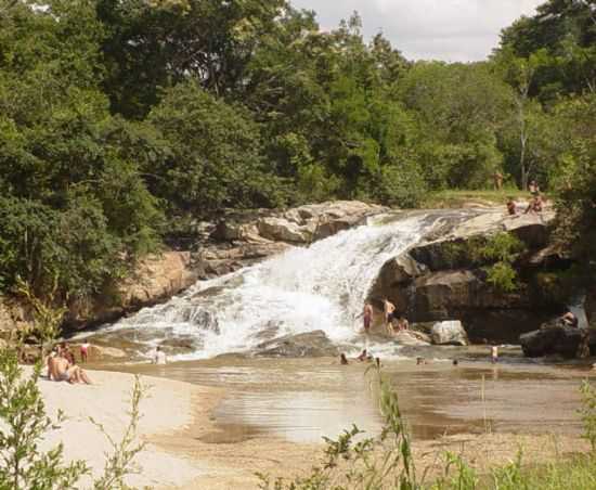 CACHOEIRA DO ENCONTRO, POR ELIS REGINA - PIEDADE DOS GERAIS - MG