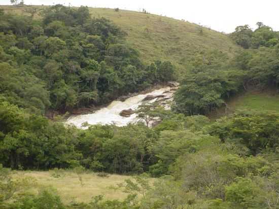 CACHOEIRA DO VENTO, POR ELIS REGINA - PIEDADE DOS GERAIS - MG