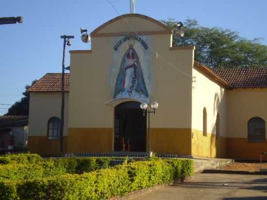 IGREJA DE PINTOPOLIS, POR VALDIRENE - PINTPOLIS - MG