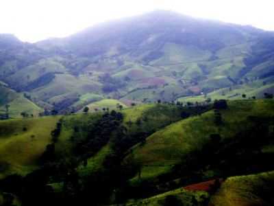 A MONYANHA  DO CAETS - PN, POR TEGORGULHO - PINTOS NEGREIROS - MG