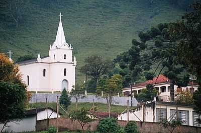 IGREJA DE PINTOS NEGREIROS POR DULACERDA - PINTOS NEGREIROS - MG