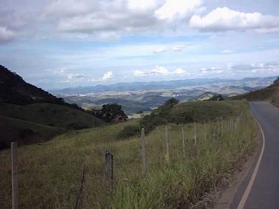 VISTA DA CIDADE-FOTO:MICHEL ALVIM  - PIRAPANEMA - MG