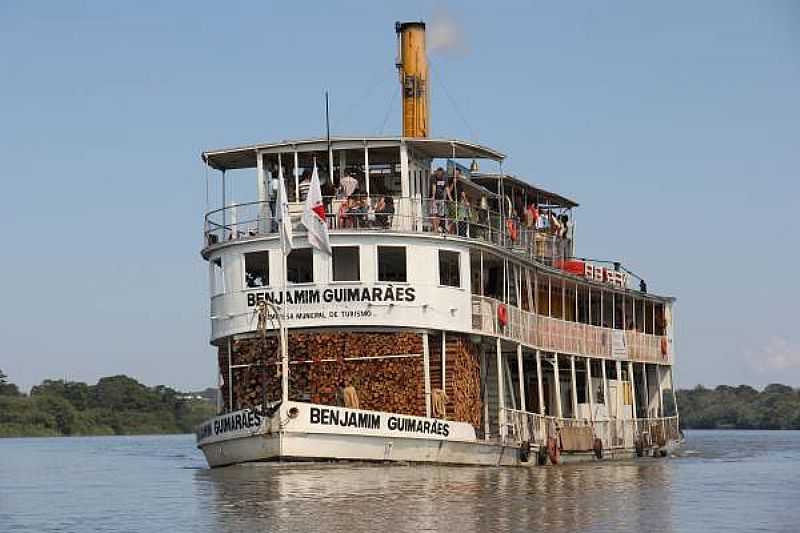 PIRAPORA-MG-BARCO  VAPOR BENJAMIM GUIMARES NICO EM ATIVIDADE NO MUNDO-FOTO:ACONTECEUNOVALE.COM.BR - PIRAPORA - MG