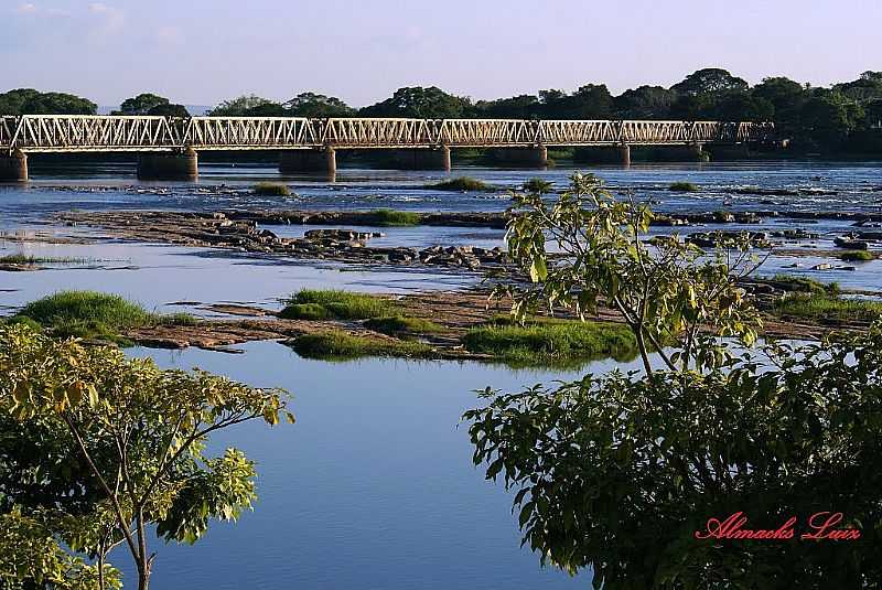 PIRAPORA-MG-PONTE MARECHAL HERMES E O RIO SO FRACISCO-FOTO:ALMACKS LUIZ SILVA - PIRAPORA - MG