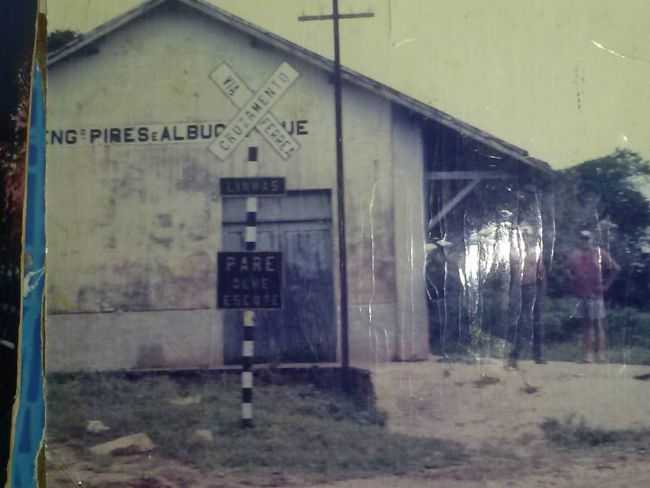 ESTAO FERROVIRIA, POR CELSO CSAR CARDOSO - PIRES E ALBUQUERQUE - MG