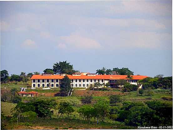 ITAC - ESCOLA AGRCOLA, POR NICODEMOS ROSA - PITANGUI - MG