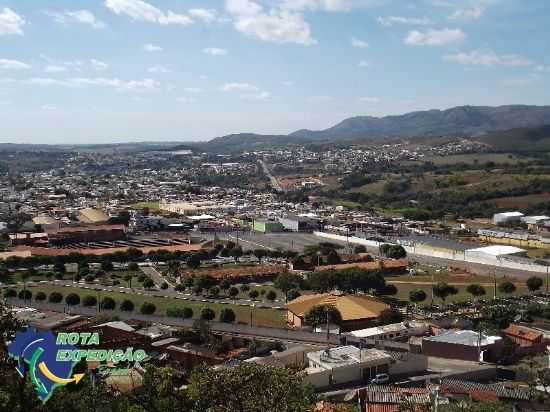 VISTA DA CIDADE DA CRUZ DO MONTE, POR PETER ANDERSON DE FREITAS OLIVEIRA - PIUMHI - MG