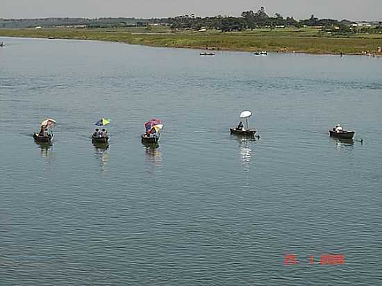 PESCARIA NO RIO GRANDE EM PLANURA-FOTO:ENG.JERONIMO - PLANURA - MG