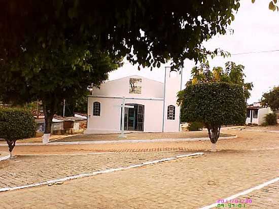 ANTNIO GONALVES-BA-IGREJA NO POVOADO CALDEIRO DO MULATO-FOTO:BARRO AMARELO - ANTNIO GONALVES - BA