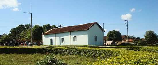 IGREJA DE POES-FOTO:WILSON FORTUNATO - POES DE PAINEIRAS - MG