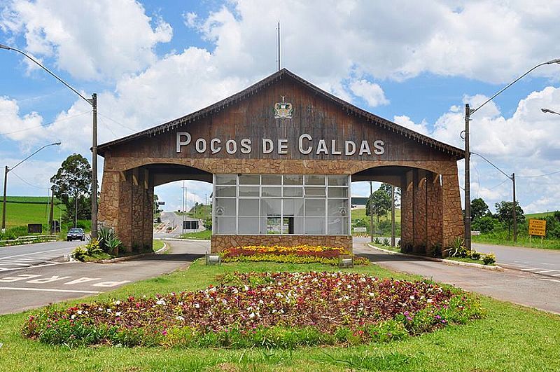 POOS DE CALDAS - MG - PRTICO DE ENTRADA - POOS DE CALDAS - MG