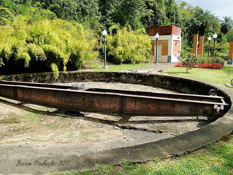 POOS DE CALDAS-MG-VIRADOR DE LOCOMOTIVA-FOTO:ADRIANO MARTINS - POOS DE CALDAS - MG