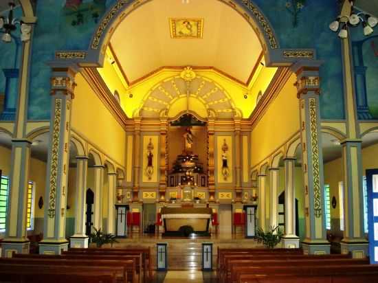 INTERIOR DA IGREJA MATRIZ, POR RODRIGO NOLASCO DA SILVA - POMPU - MG