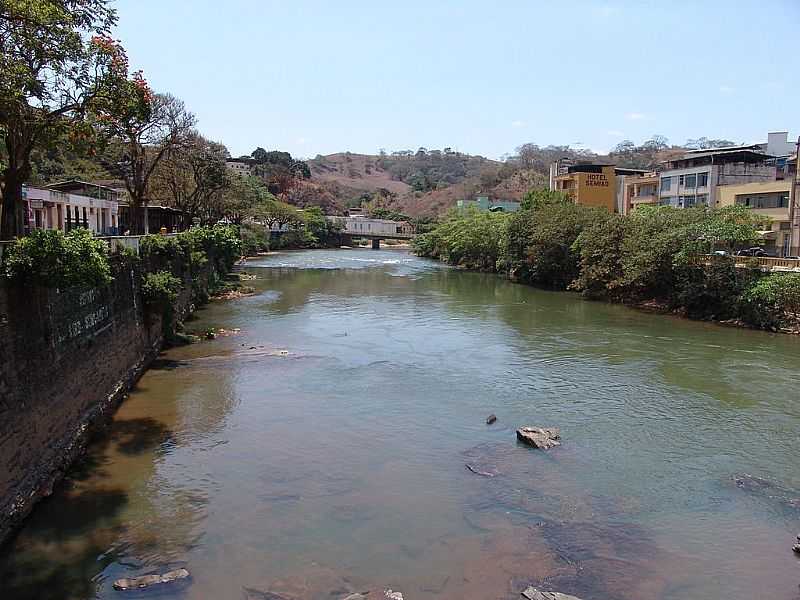 PONTE NOVA-MG-RIO PITANGAS E A CIDADE-FOTO:GELASBRFOTOGRAFIAS  - PONTE NOVA - MG