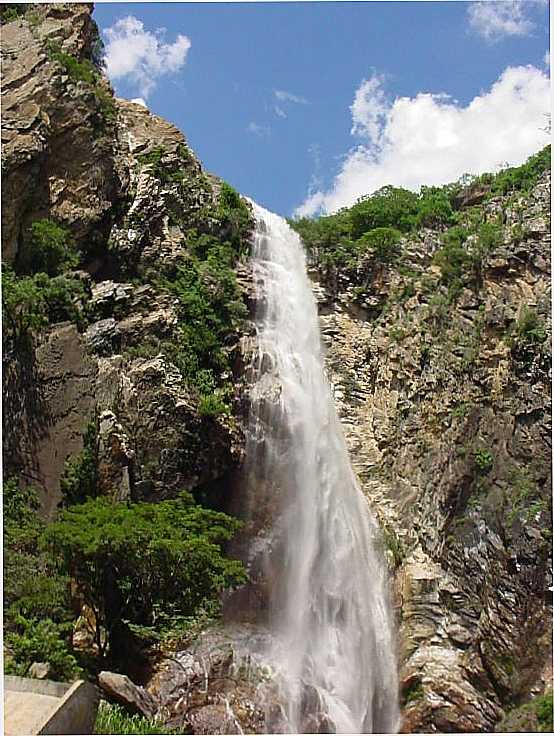 CACHOEIRA DO SERRADO: POR ADELPORT, POR EURISMAR BARBOSA SANTOS - PORTEIRINHA - MG