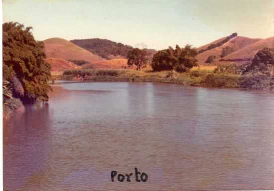 POR LINDOLFO GUIMARES - PORTO DAS FLORES - MG