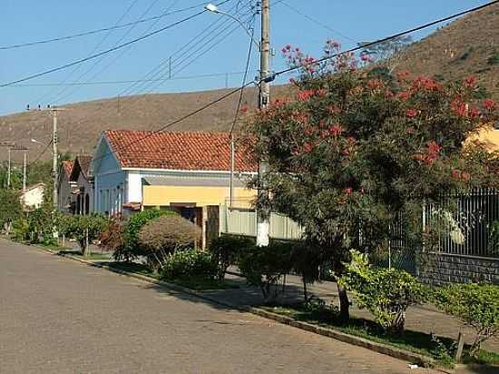 RUA DO AMARAL-FOTO:JOO ADALBERTO  - PORTO DAS FLORES - MG