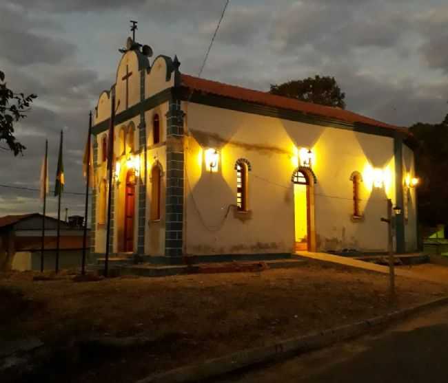 IGREJA NOSSA SENHORA DE APARECIDA, POR ROGER - PORTO DOS MENDES - MG